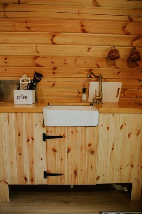 Oak Special Winter Offers - Hot Tub & Log Burner Barmouth Exterior foto